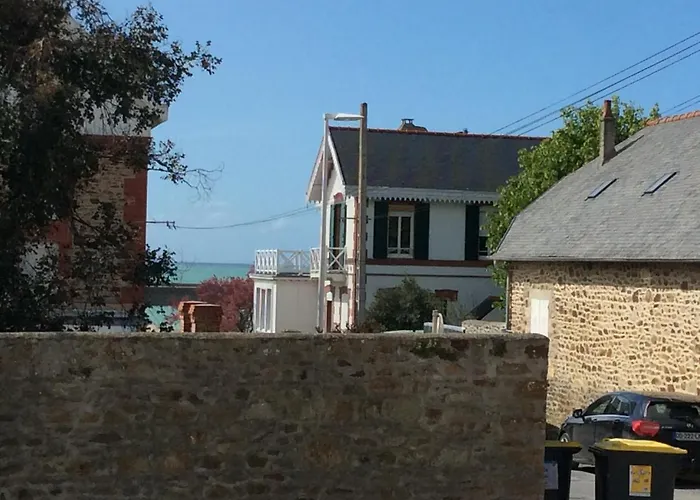 pleneuf val andre appart standing 50 m de la plage 2 à 4 personnes